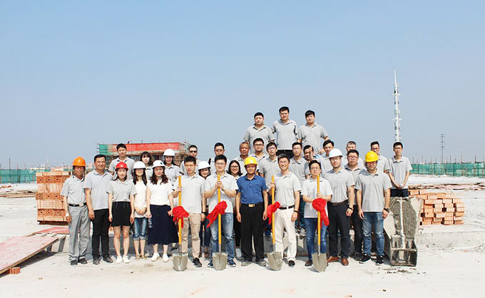 喜訊！百聯(lián)新建廠房建筑主體今日封頂！